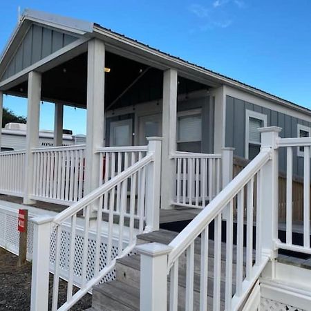 Surf City 2Br Park Home With Waterfront View And Parking Eksteriør billede
