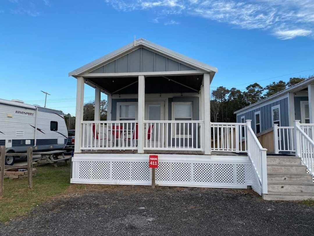Surf City 2Br Park Home With Waterfront View And Parking Eksteriør billede